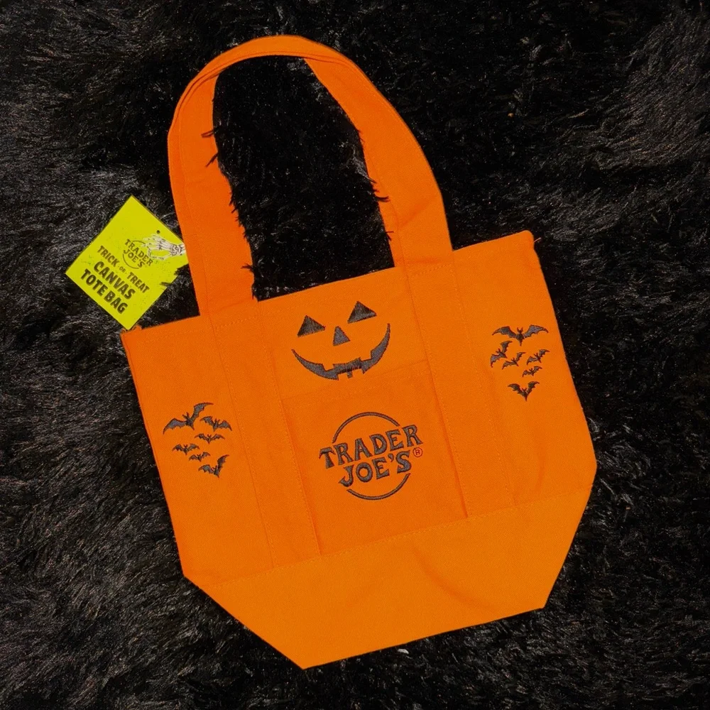 🎃 Trader Joe’s Trick-or-Treat Canvas Tote Bag 🎃